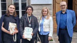 Ученик от Русе ще представи България на олимпияда в Италия