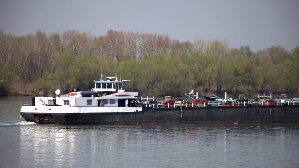 Пролетното пълноводие в Русенско край река Дунав с наблюдавани водни стоежи