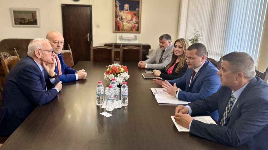 Кметът Пенчо Милков настоява за експертна здравна оценка на замърсяването в Русе