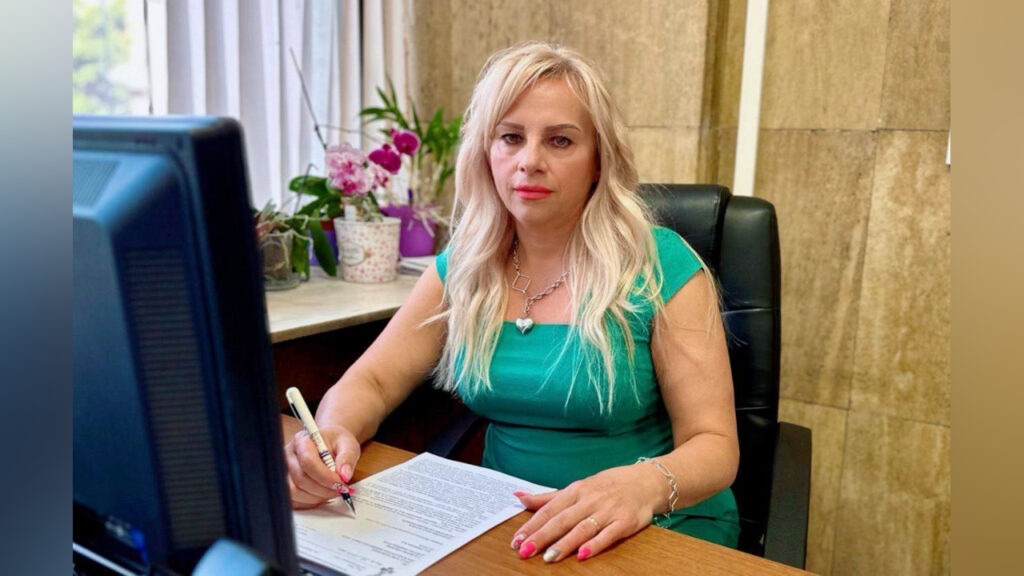 Веселка Иванова оглавява отдел в Местни данъци и такси