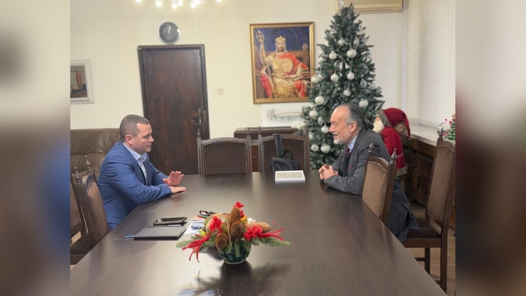 Стратегическо партньорство между Община Русе и Операта.