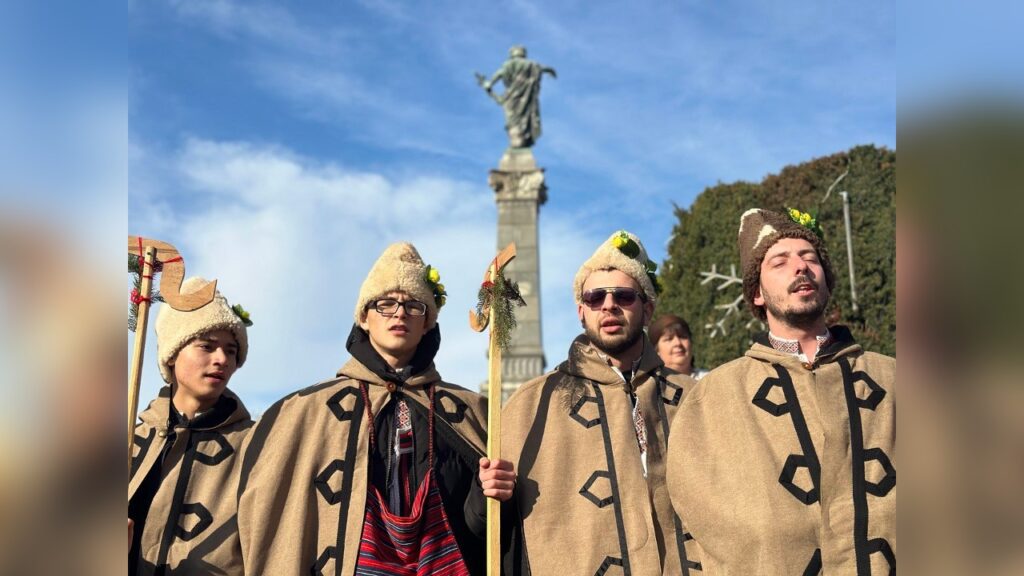 Снимка на коледари в Русе.
