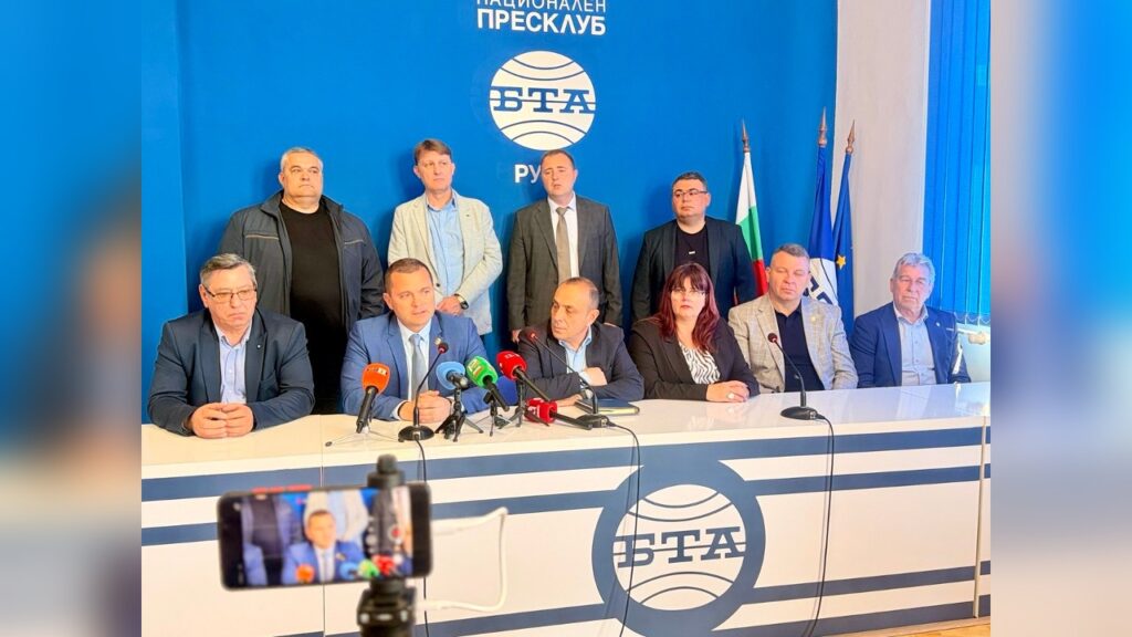 Пресконференция за пръскането срешу комарите в Русе.