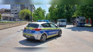 Секционни избирателни комисии получават изборни материали