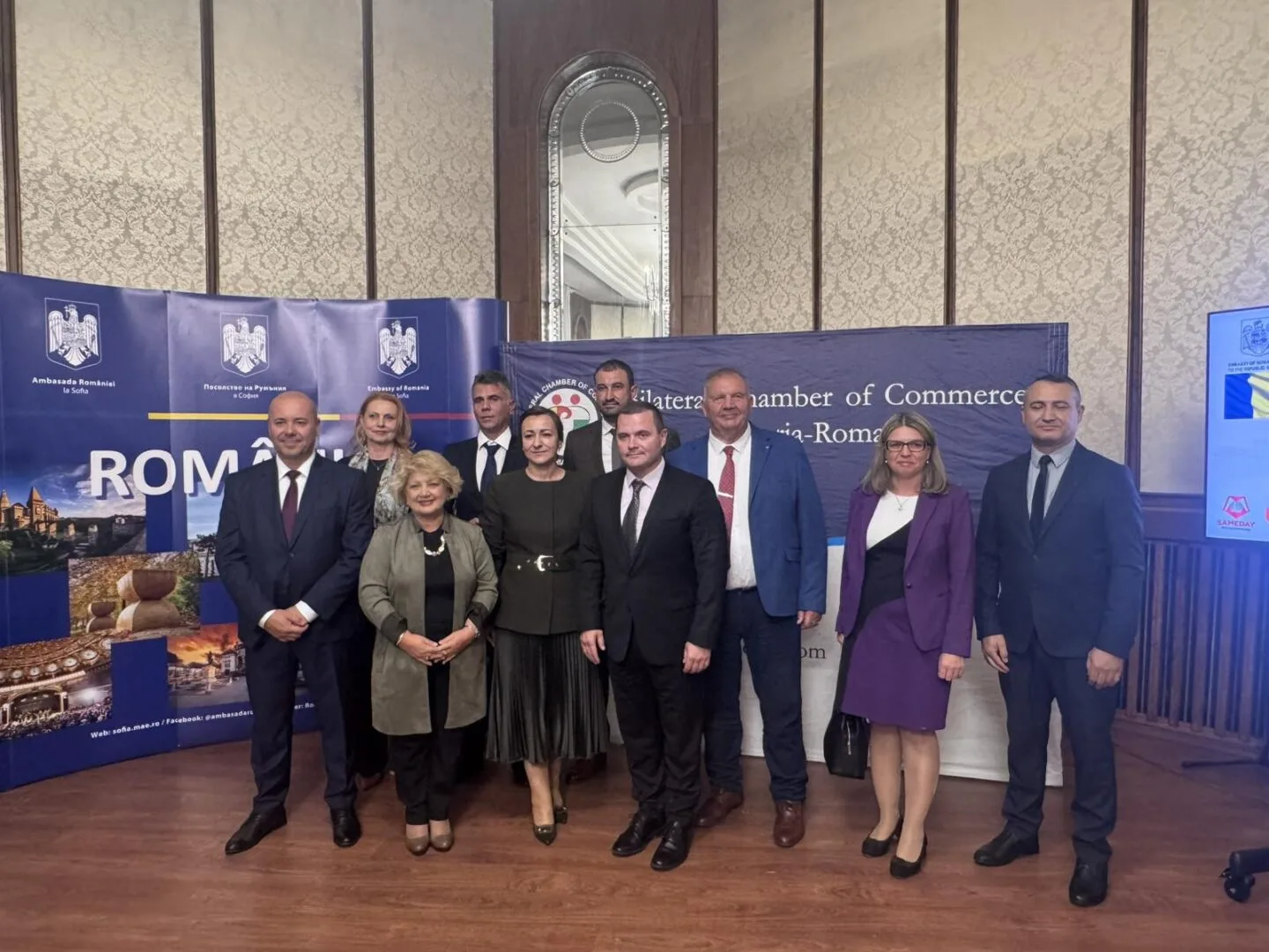 Пенчо Милков участва в среща за икономическото сътрудничество между България и Румъния в посолството на Румъния в София.