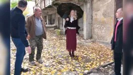 Областният управител Айлин Башева извършва оглед на място в Разград.