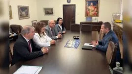 Кметът Пенчо Милков и проф. Красимир Гигов на среща в Русе