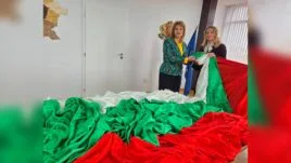 Националният флаг води факелно шествие в Разград