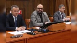Областен управител проф. Любомир Владимиров провежда заседание с институциите от региона