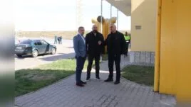 Областният управител на Русе проверява състоянието на пътя край Дунав мост.