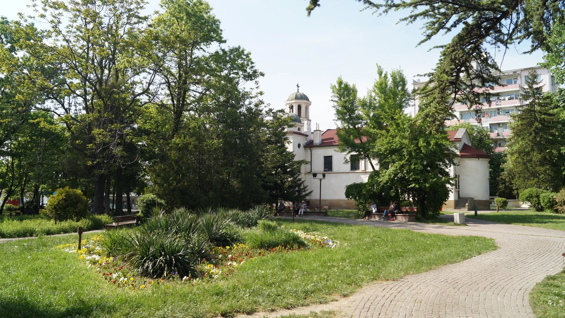 Паметник на митрополит Андрей в Търговище